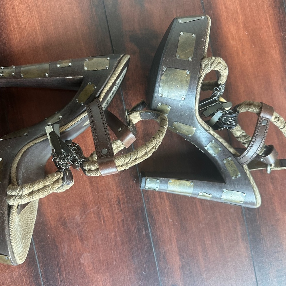 Yves Saint Laurent couture sandals, size 10 - Picture 2 of 7